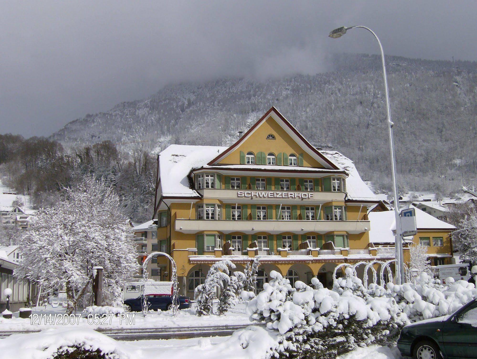 Hotel Schweizerhof Веггис Экстерьер фото