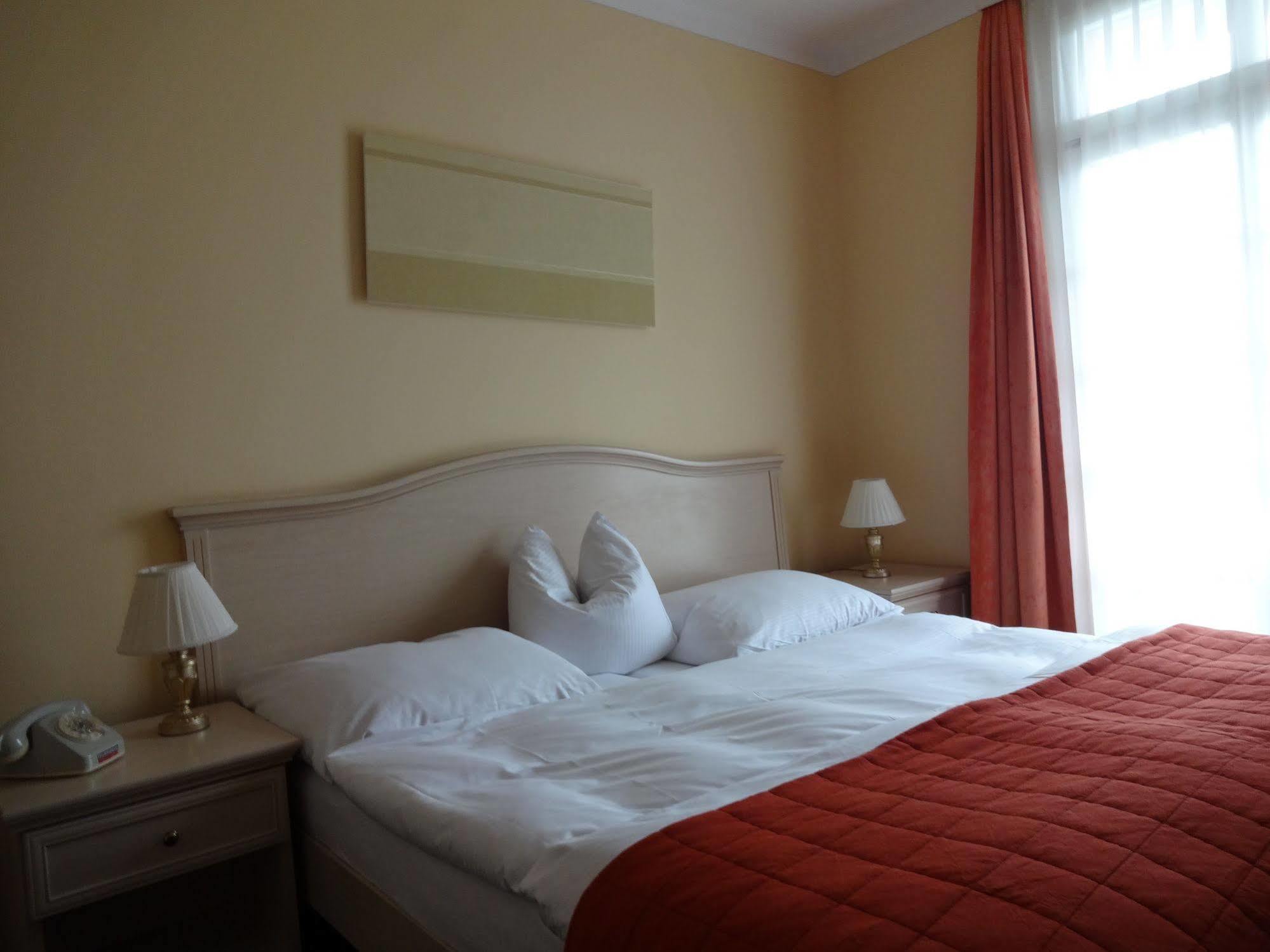 Hotel Schweizerhof Веггис Экстерьер фото